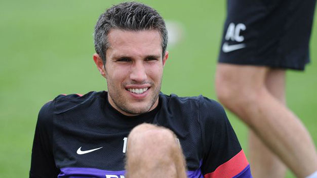 CHÙM ẢNH: Van Persie tập luyện trở lại cùng Arsenal