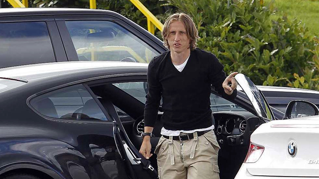 Mưu đồ “làm phản”, Modric sẽ bị Tottenham phạt 80k