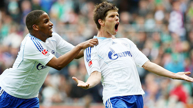 Schalke nỗ lực không ngừng trong giấc mơ đổi đời