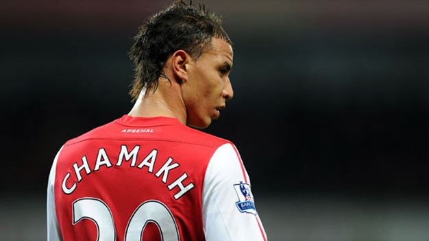 Chamakh sẵn sàng thay thế Van Persie