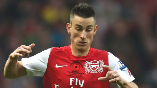 Chính thức: Koscielny gia hạn hợp đồng với Arsenal