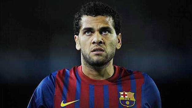 Dani Alves thất vọng với cách xử sự của Barca Dani Alves thất vọng với cách xử sự của Barca
