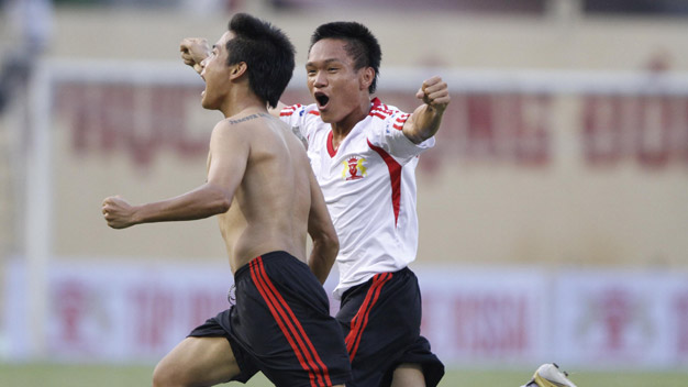 V.Ninh Bình - Kẻ phán ngôi vô địch V-League 2012 V.Ninh Bình - Kẻ phán ngôi vô địch V-League 2012