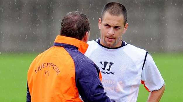 Joe Cole hết lợi... nịnh thầy mới