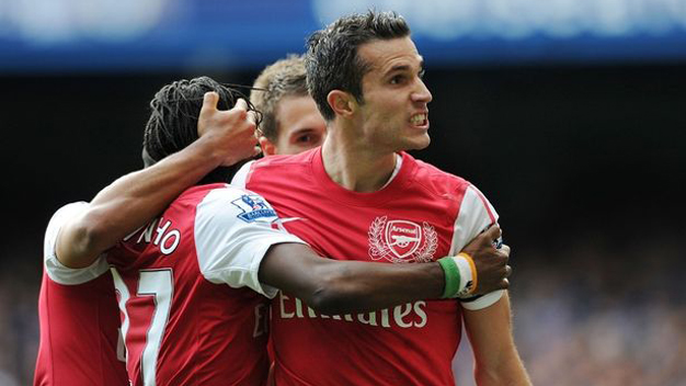 Arsenal không thể bị hủy hoại chỉ vì Van Persie