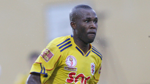 V.League: Chuyện hưởng lương theo tuần V.League: Chuyện hưởng lương theo tuần