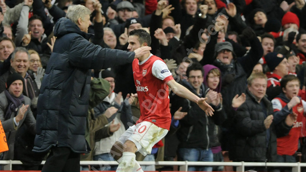 Van Persie theo 