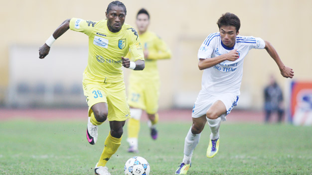 16h10 ngày 29/7, CSĐT vs HN.T&T: Lửa cháy dưới chân thành 16h10 ngày 29/7, CSĐT vs HN.T&T: Lửa cháy dưới chân thành