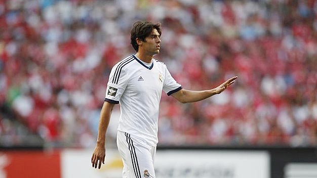 Casillas kêu gọi giúp đỡ Kaka Casillas kêu gọi giúp đỡ Kaka