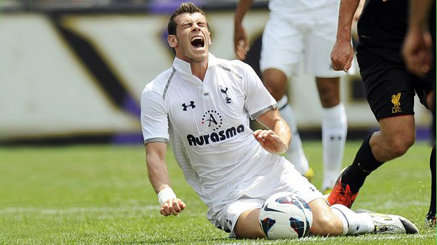 Villas-Boas và Bale tổng sỉ vả tiền vệ Liverpool Villas-Boas và Bale tổng sỉ vả tiền vệ Liverpool
