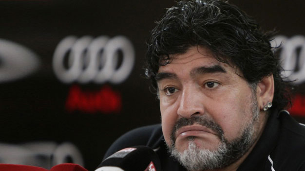 Diego Maradona cũng trên đường tới Trung Quốc