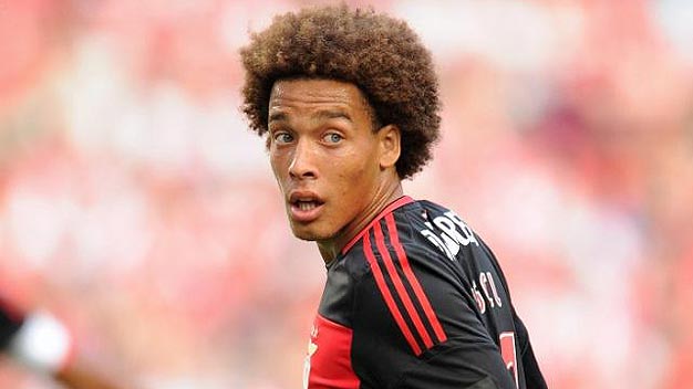 Real trả giá khủng để tranh sao Benfica với M.U Real trả giá khủng để tranh sao Benfica với M.U