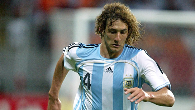 Argentina triệu tập: Coloccini  trở lại sau 3 năm