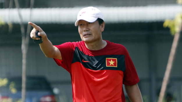 Bóng đá - Đối thoại: HLV Trần Vân Phát hi vọng tuyển nữ sẽ vào CK AFF Cup 2012