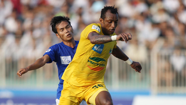 18h chiều nay, Thanh Hóa vs K.Kiên Giang: Căng thẳng trên từng mét cỏ! 18h chiều nay, Thanh Hóa vs K.Kiên Giang: Căng thẳng trên từng mét cỏ!