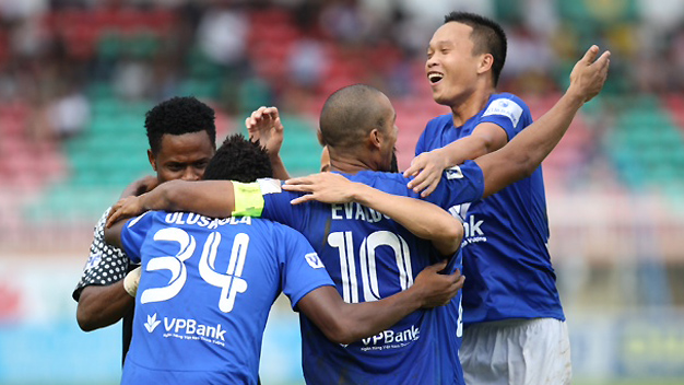 TRỰC TIẾP: HA.GL 1-0 CS.ĐT