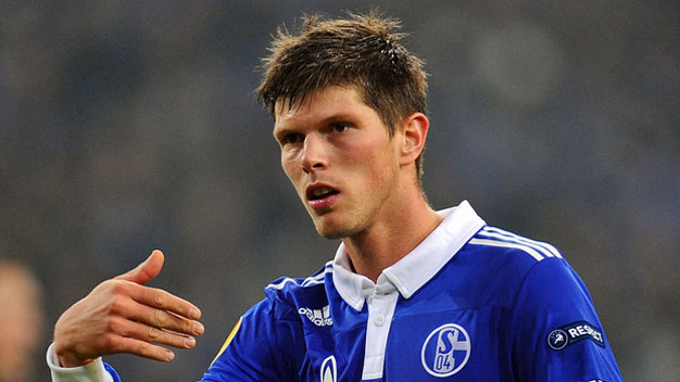 Schalke vẫn chưa “trói” được Huntelaar