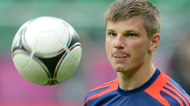 Tin nóng: Arshavin 100% sẽ rời Arsenal trong Hè này Tin nóng: Arshavin 100% sẽ rời Arsenal trong Hè này