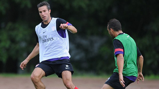 M.U trả 20, Arsenal đòi 25, nhà cái tin Persie sẽ là Quỷ đỏ M.U trả 20, Arsenal đòi 25, nhà cái tin Persie sẽ là Quỷ đỏ