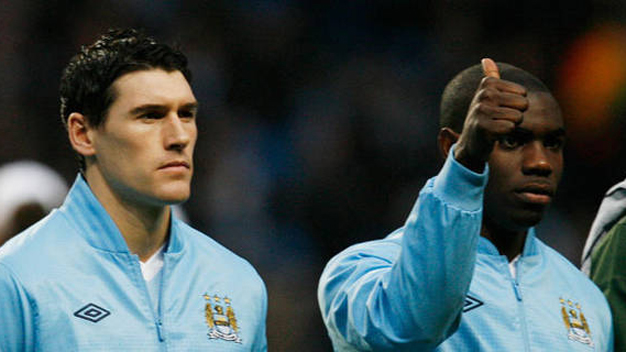 Man City mất hai trụ cột trước trận tranh Siêu cúp
