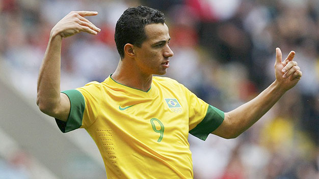M.C & Spurs bị làm khó khi Internacional đòi Damiao 60 triệu euro M.C & Spurs bị làm khó khi Internacional đòi Damiao 60 triệu euro