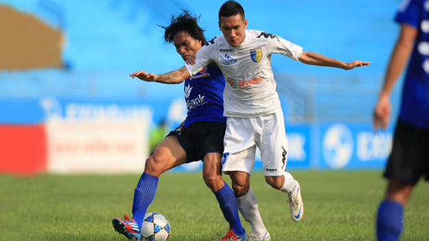 TRỰC TIẾP vòng 25 V-League - Những bất ngờ đã diễn ra