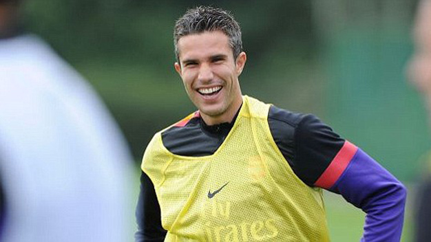 Van Persie sẽ chơi cho Arsenal ở trận gặp Cologne