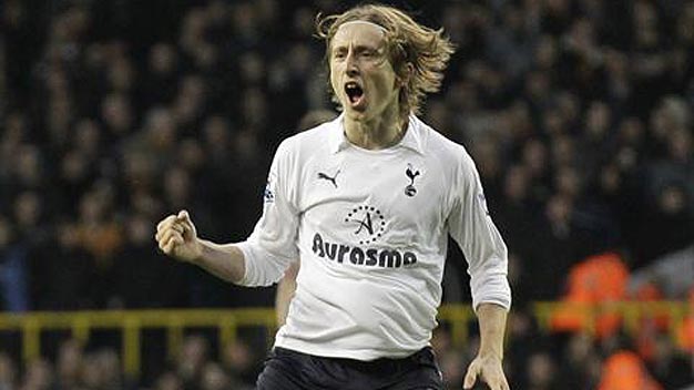 Vụ Modric: Theo thói quen, Real sẽ “giật bom” phút cuối