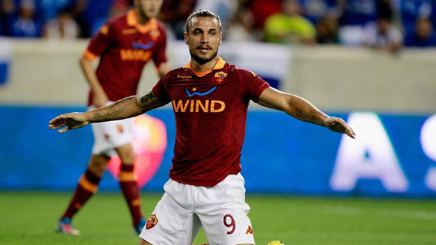 Sau Walcott, Inter liên hệ với “thần công” Osvaldo