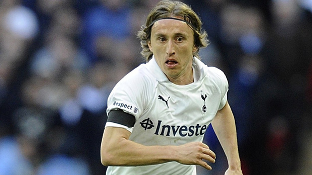 NÓNG: Tottenham đồng ý bán Modric cho Real