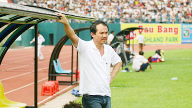 V-League kịch tính tới phút chót, phải cám ơn bầu Đức! V-League kịch tính tới phút chót, phải cám ơn bầu Đức!