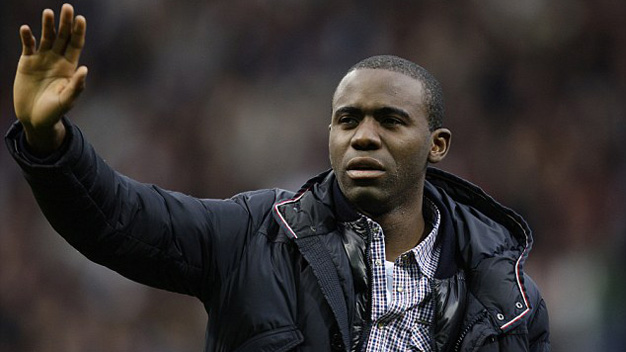 Muamba sẽ nhận nhiệm vụ mới ở Bolton sau khi giải nghệ