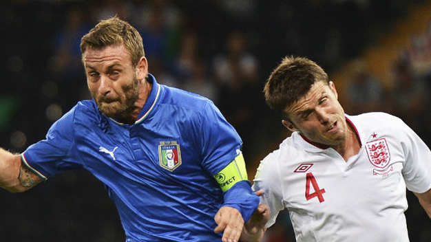 NÓNG: Đại diện De Rossi tới Anh đàm phán với Man City