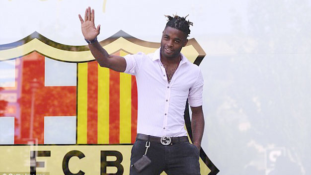 Chính thức: Alex Song ra mắt tại Barcelona