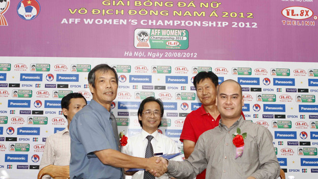 Bóng đá - Công bố nhà tài trợ giải VĐ nữ ĐNÁ 2012