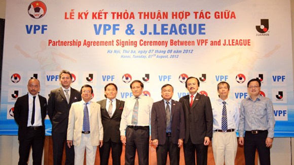 Bầu Kiên bị bắt, bầu Thắng ra “mật chỉ” Bầu Kiên bị bắt, bầu Thắng ra “mật chỉ”