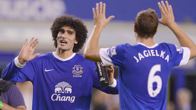 Jagielka khen Fellaini hết lời sau bàn thắng vào lưới M.U