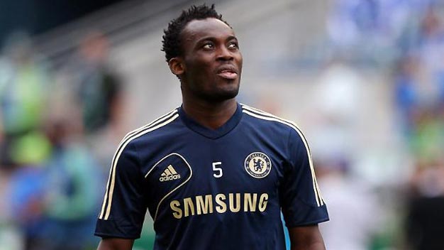 Mượn Essien, cú bắn trúng hai đích của Mourinho