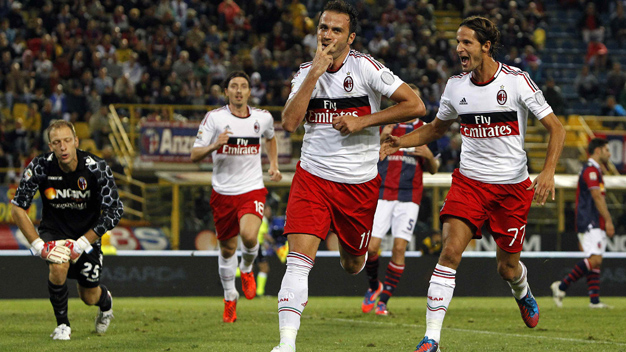 Bologna 1-3 AC Milan: Pazzini lập hat-trick, Milan có 3 điểm đầu tay