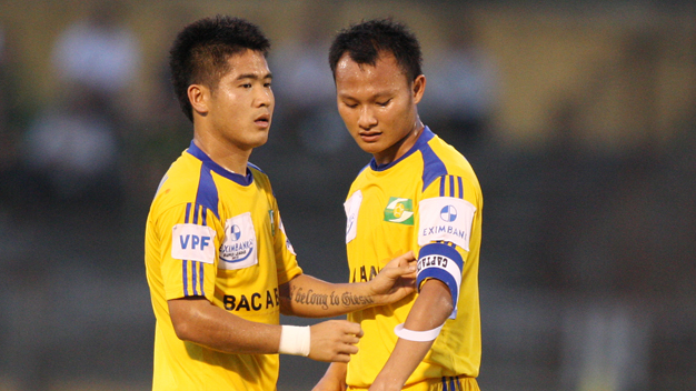 Hậu V-League 2012: Cầu thủ xứ Nghệ loay hoay ở ngã ba đường