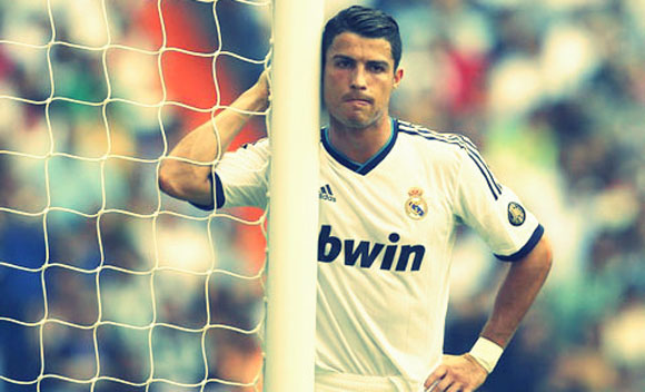 “Nếu Ronaldo buồn, mọi người ra đường mà khóc” “Nếu Ronaldo buồn, mọi người ra đường mà khóc”