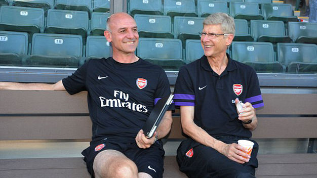 Wenger “Pháo thủ” đã biết thủ nhờ có Steve Bould