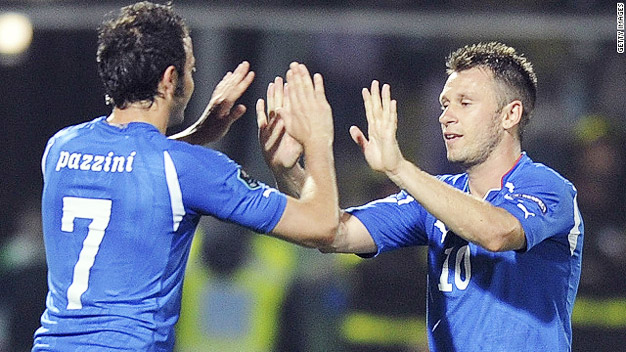 Pazzo dễ thành công hơn Cassano!