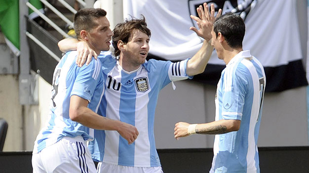 Argentina nên học cách không phụ thuộc Messi