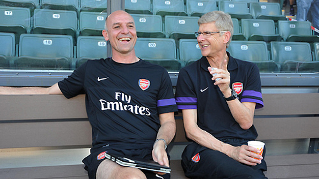 BÌNH LUẬN: Steve Bould xứng đáng kế vị Wenger