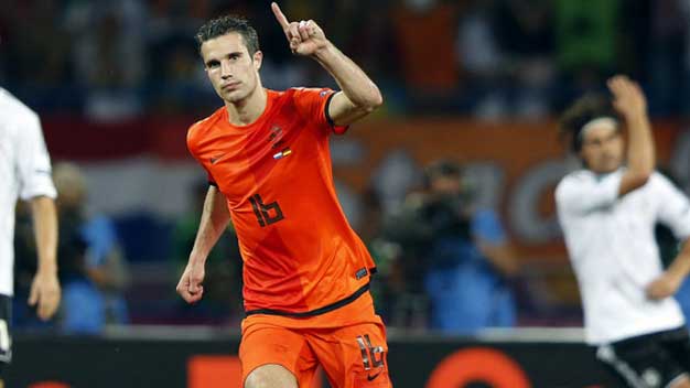 HLV Hà Lan khen Van Persie 