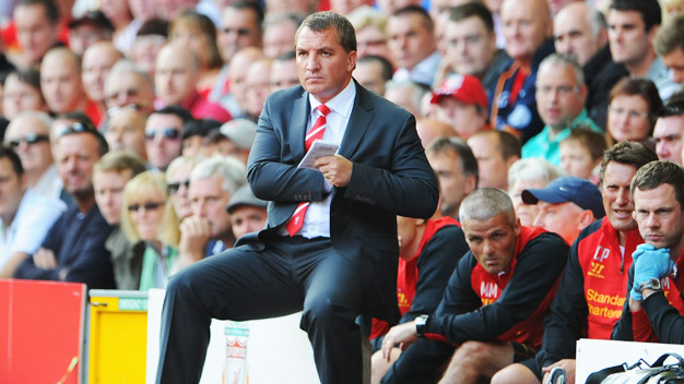 Liverpool tước bớt quyền của HLV Rodgers