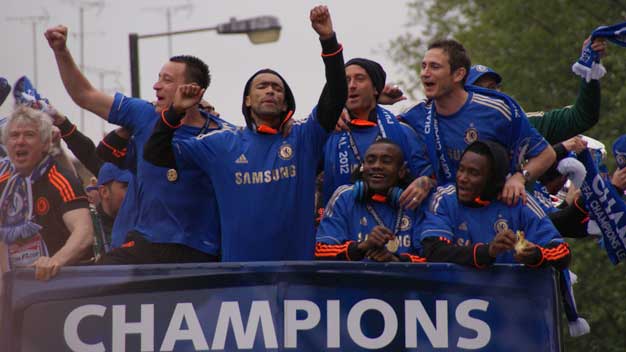 Chelsea là CLB xuất sắc nhất châu Âu năm 2012