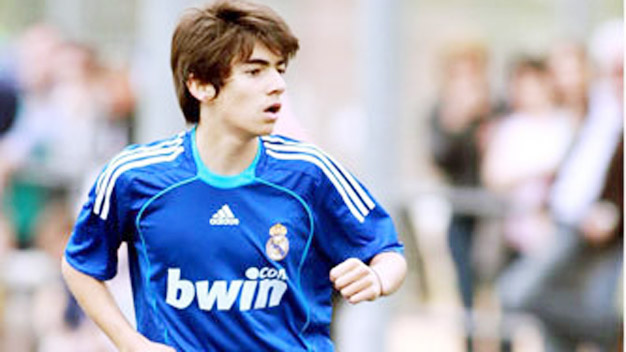 Con trai Zidane được đôn lên đội B Real