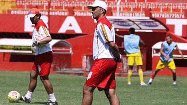 Chuyển động AFF Suzuki Cup 2012: Đông Timor thay “tướng”, mong đổi vận Chuyển động AFF Suzuki Cup 2012: Đông Timor thay “tướng”, mong đổi vận